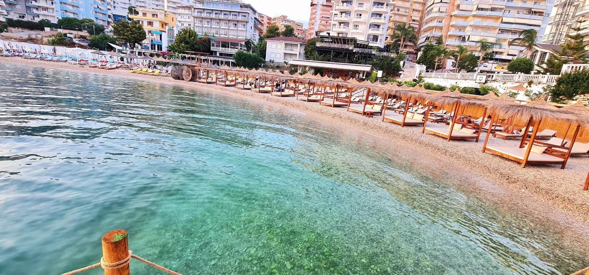 Hotel Apollon Sarandë Esterno foto